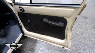 Lot 304 - 1977 CITROEN AMI 8 CONFORT