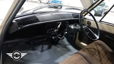 Lot 304 - 1977 CITROEN AMI 8 CONFORT
