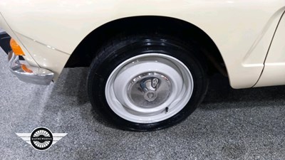 Lot 304 - 1977 CITROEN AMI 8 CONFORT