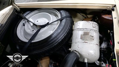 Lot 304 - 1977 CITROEN AMI 8 CONFORT