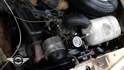 Lot 304 - 1977 CITROEN AMI 8 CONFORT