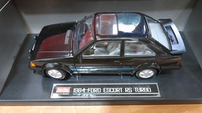 Lot 253 - FORD ESCORT MK3 RS TURBO/ DIANA PRINCESS OF WALES LIMITED EDITION 1.18 SCALE MODEL
