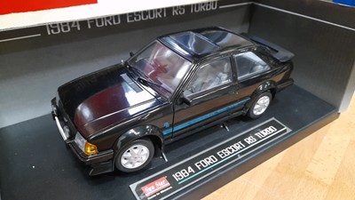 Lot 253 - FORD ESCORT MK3 RS TURBO/ DIANA PRINCESS OF WALES LIMITED EDITION 1.18 SCALE MODEL