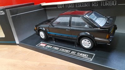Lot 253 - FORD ESCORT MK3 RS TURBO/ DIANA PRINCESS OF WALES LIMITED EDITION 1.18 SCALE MODEL