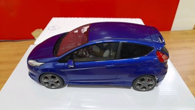 Lot 280 - MK7 FORD FIESTA ST 1.18 SCALE MODEL BY OTTO MODELS