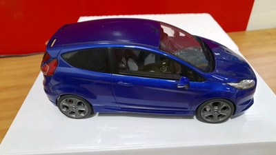 Lot 280 - MK7 FORD FIESTA ST 1.18 SCALE MODEL BY OTTO MODELS