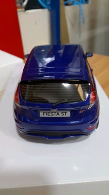 Lot 280 - MK7 FORD FIESTA ST 1.18 SCALE MODEL BY OTTO MODELS