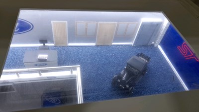 Lot 97 - 1.18 SCALE MODEL HAND BUILT OF A FORD DEALERSHIP SHOWROOM INC MODELS