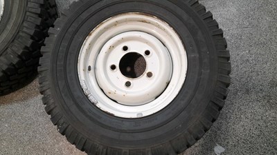 Lot 883 - 5 X MICHELIN XZL 7.50 R16C OFF ROAD (4x4)TYRES FITTED TO LAND ROVER STEEL WHEELS