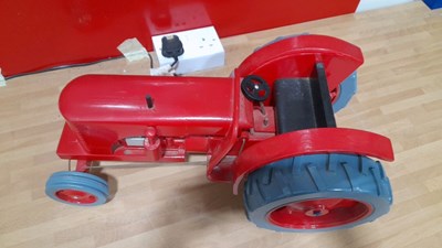 Lot 253 - WOODEN HAND BUILT INTERNATIONAL TRACTOR 21" X 10" ( PROCEEDS TO CHARITY )