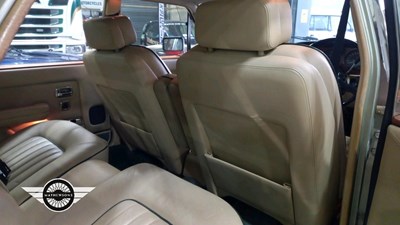 Lot 880 - 1982 ROLLS ROYCE