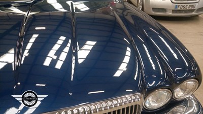 Lot 299 - 2000 DAIMLER V8 AUTO