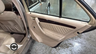 Lot 734 - 1998 MERCEDES C280 ELEGANCE AUTO