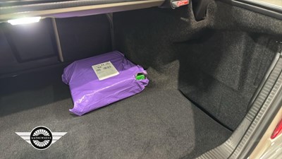 Lot 734 - 1998 MERCEDES C280 ELEGANCE AUTO