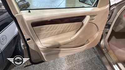 Lot 734 - 1998 MERCEDES C280 ELEGANCE AUTO