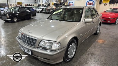 Lot 734 - 1998 MERCEDES C280 ELEGANCE AUTO