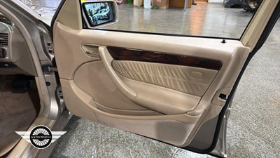 Lot 734 - 1998 MERCEDES C280 ELEGANCE AUTO