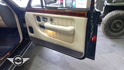 Lot 522 - 1994 BENTLEY BROOKLANDS AUTO