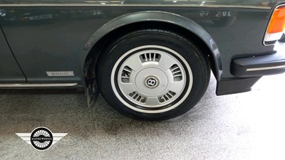 Lot 522 - 1994 BENTLEY BROOKLANDS AUTO