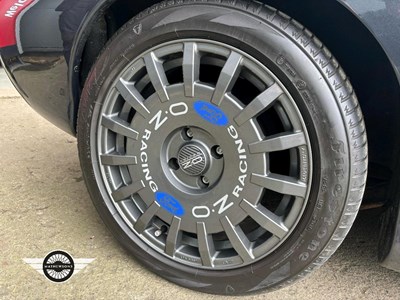 Lot 36 - 1995 FORD ESCORT RS COSWORTH