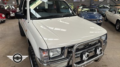 Lot 722 - 1998 TOYOTA HILUX 2.4 TURBO-D4WD