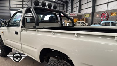 Lot 722 - 1998 TOYOTA HILUX 2.4 TURBO-D4WD