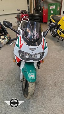 Lot 104 - 1996 HONDA