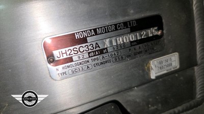 Lot 104 - 1996 HONDA