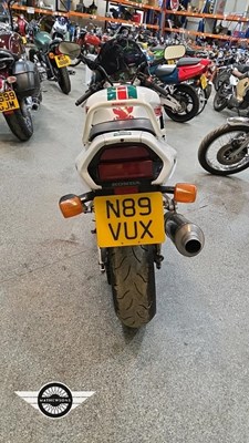 Lot 104 - 1996 HONDA