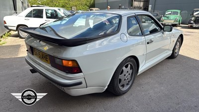 Lot 836 - 1988 PORSCHE 944