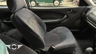Lot 676 - 1999 ROVER 216I L AUTO