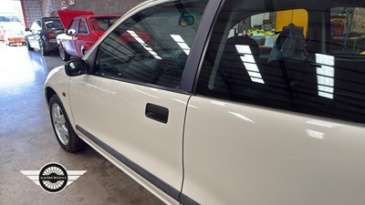 Lot 676 - 1999 ROVER 216I L AUTO