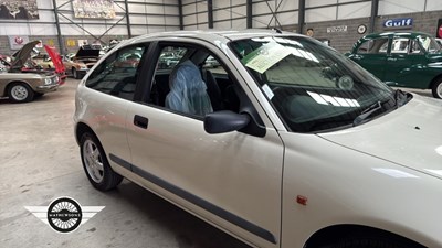 Lot 676 - 1999 ROVER 216I L AUTO