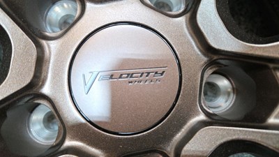 Lot 231 - SET OF 4 VELOCITY ALLOY WHEELS , TYRES & STUDS 22129 18 X 8 O J