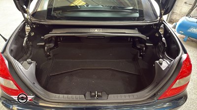 Lot 332 - 2004 MERCEDES SLK 350 AUTO
