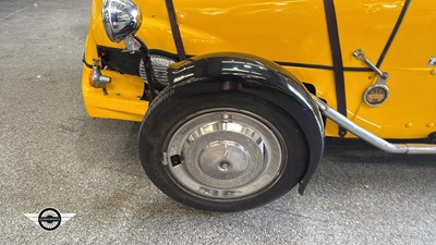 Lot 170 - 1976 CITROEN AMI 8 CONFORT