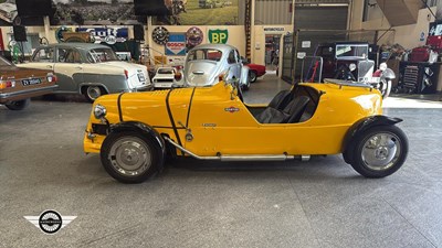 Lot 170 - 1976 CITROEN AMI 8 CONFORT