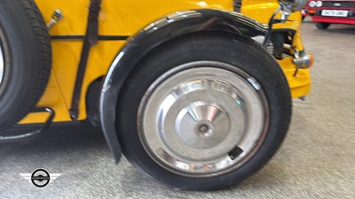 Lot 170 - 1976 CITROEN AMI 8 CONFORT
