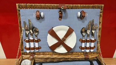 Lot 579 - FOUR PERSON WICKER PICNIC HAMPER