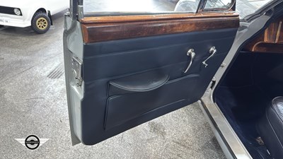 Lot 884 - 1964 DAIMLER
