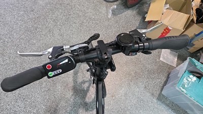 Lot 427 - CARRERA CROSS CITY FOLDING E-BIKE 2021, WITH ACCESSORIES