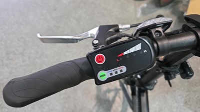 Lot 427 - CARRERA CROSS CITY FOLDING E-BIKE 2021, WITH ACCESSORIES