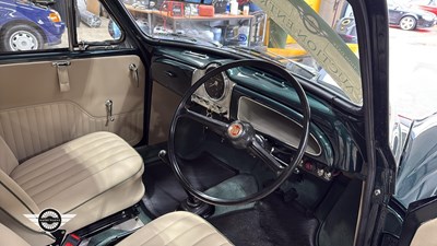 Lot 540 - 1971 MORRIS 1000 TRAVELLER