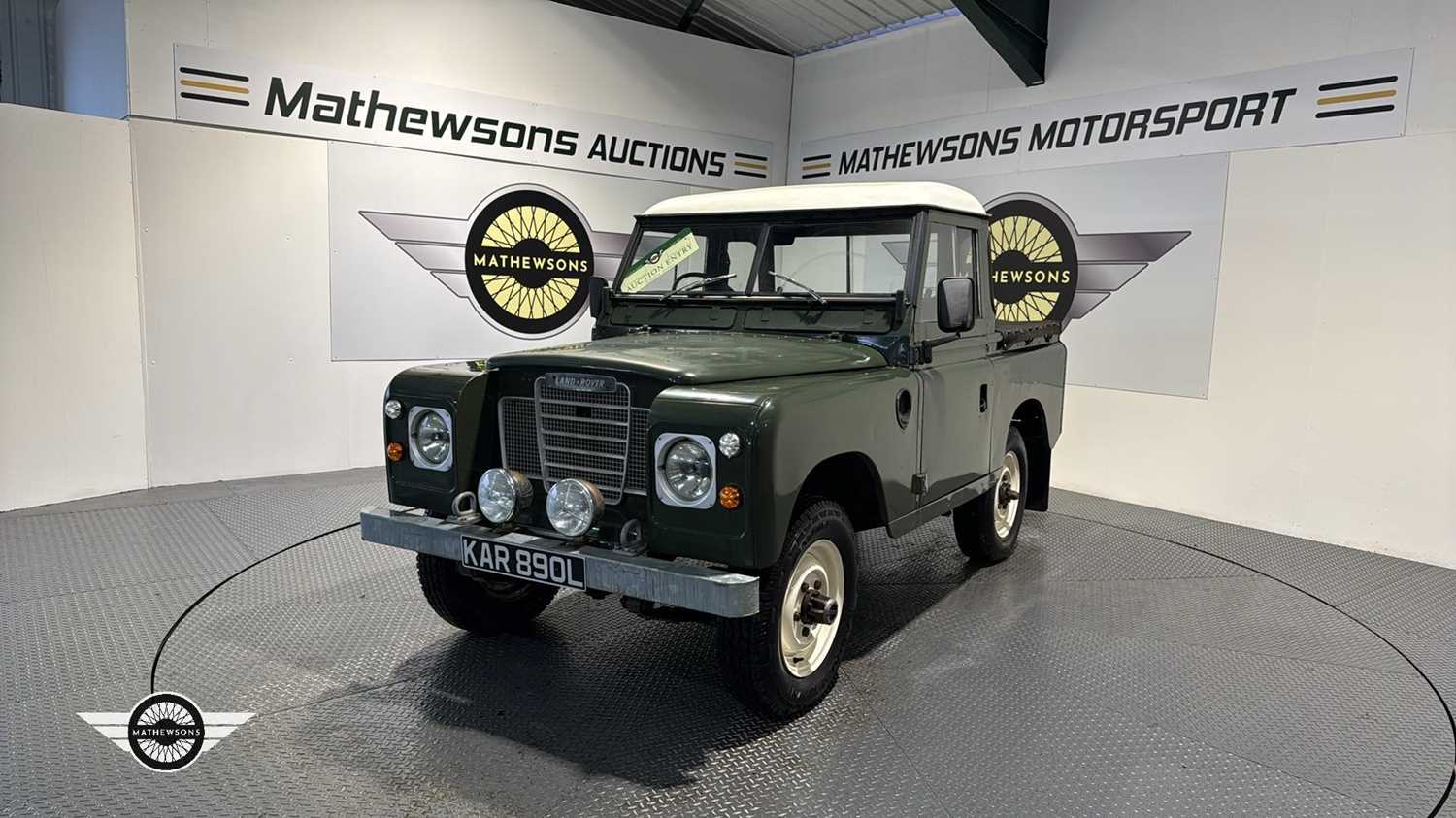 Lot 104 - 1972 LAND ROVER