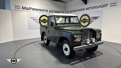Lot 104 - 1972 LAND ROVER