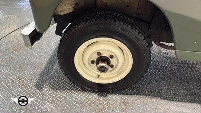Lot 104 - 1972 LAND ROVER