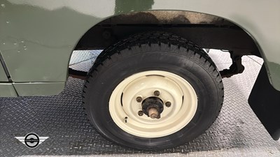 Lot 104 - 1972 LAND ROVER