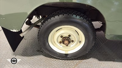 Lot 104 - 1972 LAND ROVER