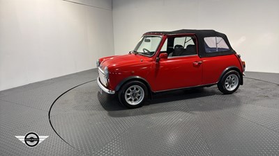Lot 856 - 2020 ROVER MINI