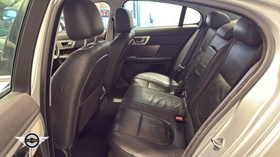 Lot 682 - 2012 JAGUAR XF LUXURY V6 AUTO